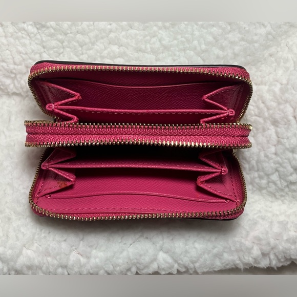 NWT-Coach Signature Set - Picture 3 of 5